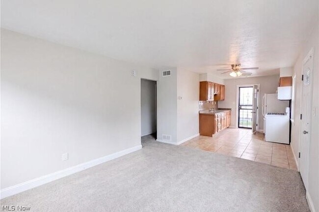 Building Photo - 12721 Emery Ave
