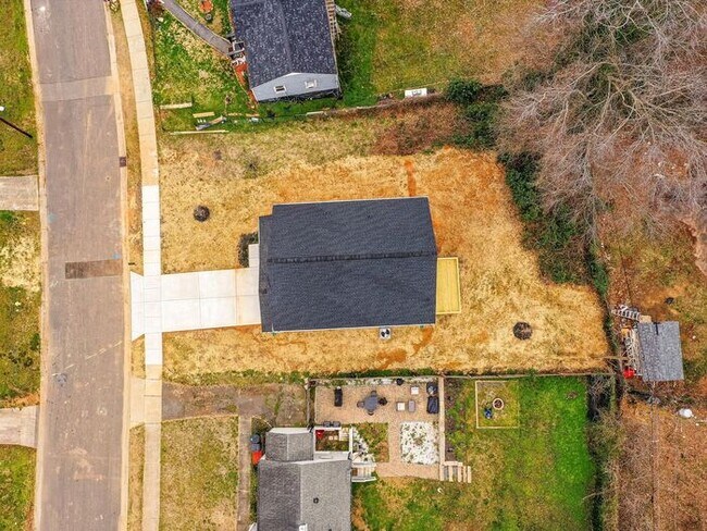 Building Photo - Brand New 4BD/2.5BA Home in Revolution Park!