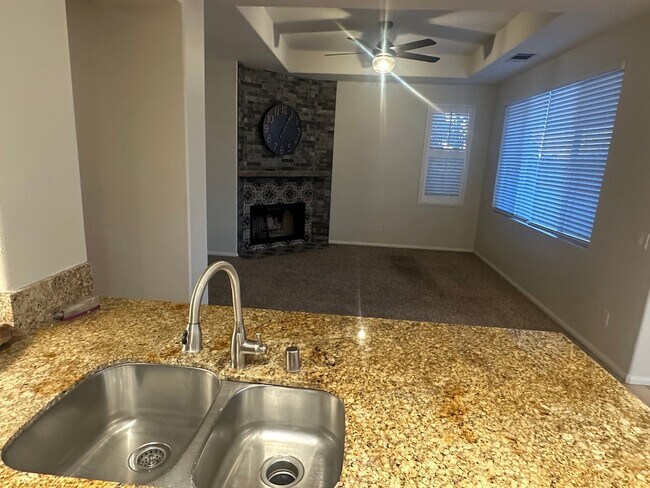 Building Photo - Stunning Calavera Hills home with Amazing view! 4 Bed/ 3 Bath / 2287 Sq Ft SFR-Available 1/15/26