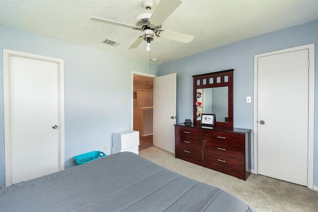 Building Photo - 7719 Apache Plume Dr