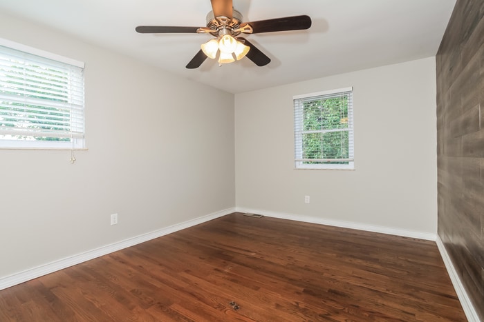 Building Photo - 3480 Meadowlark Dr