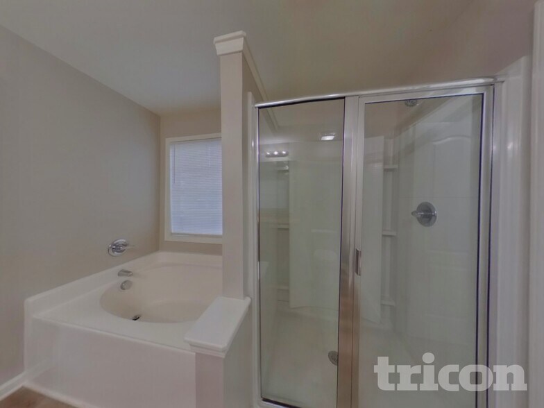 Building Photo - 2017 Rockycreek Ln