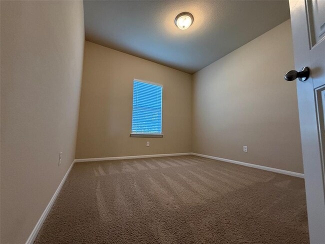 Building Photo - 6624 San Isidro Dr