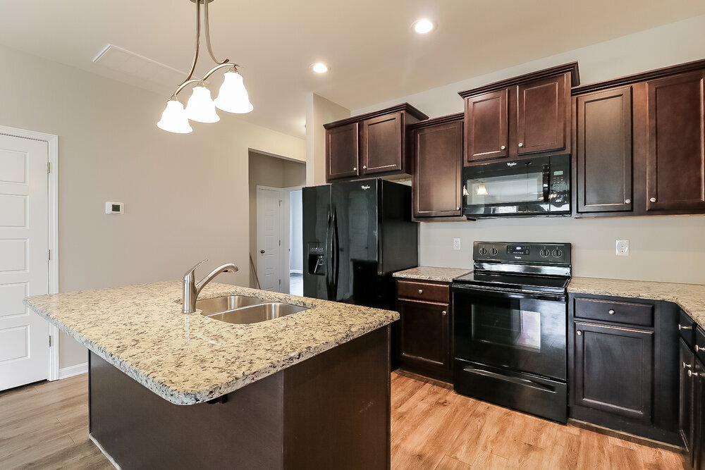 Building Photo - 53 Manito Pl