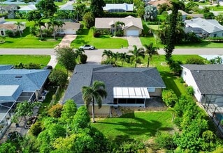 Building Photo - Newly Renovated 3 Bed / 2 Bath Single-Family Home with 2-Car Garage