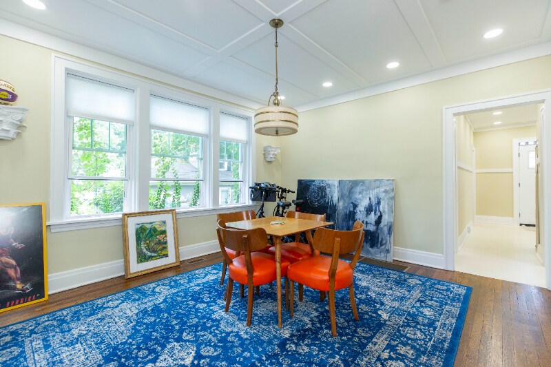 Building Photo - 108 S Notre Dame Ave