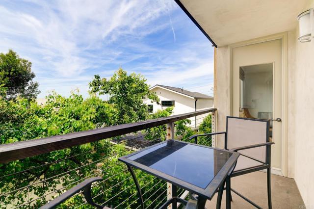 Building Photo - 935 Genter St