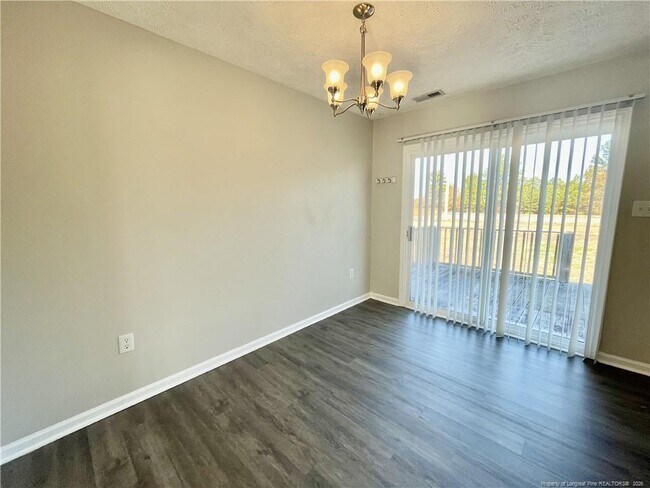 Building Photo - 184 Brandywood Ct