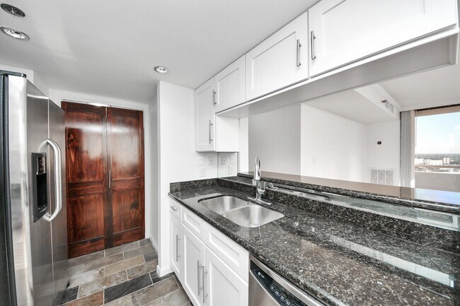 Building Photo - 3525 Sage Rd