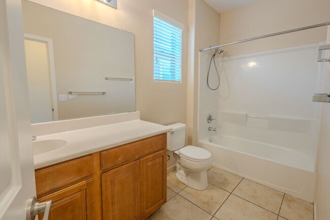 Building Photo - Beautiful Rancho Sahuarita Community