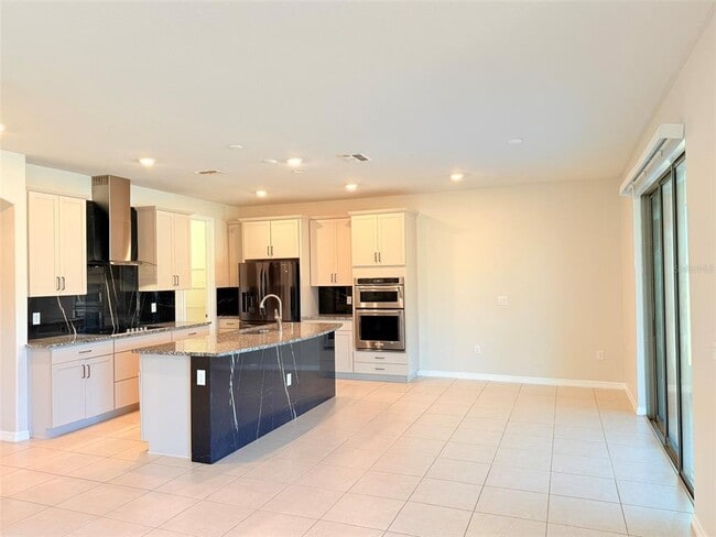 Building Photo - 10844 Rolling Moss Rd