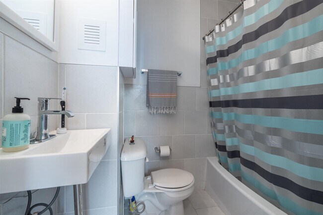 Building Photo - 373-375-375 3rd St