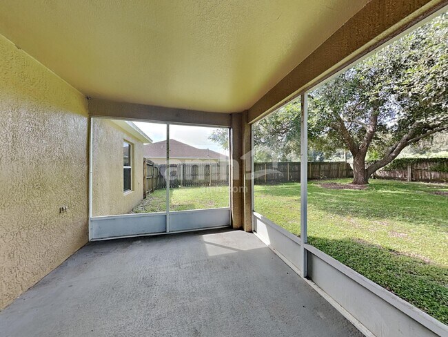 Building Photo - 655 Belvedere Rd NW