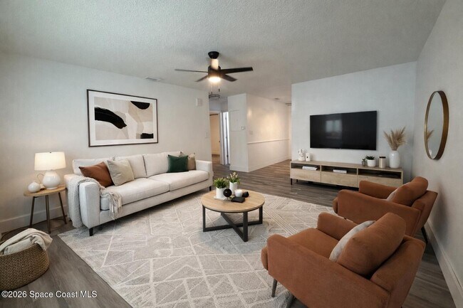 Building Photo - 306 Palm Ave