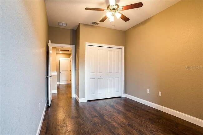 Building Photo - 5424 Lunn Landings Ave