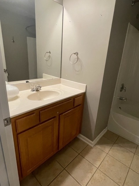 Building Photo - Spacious 3-bedroom, 2.5-bath home
