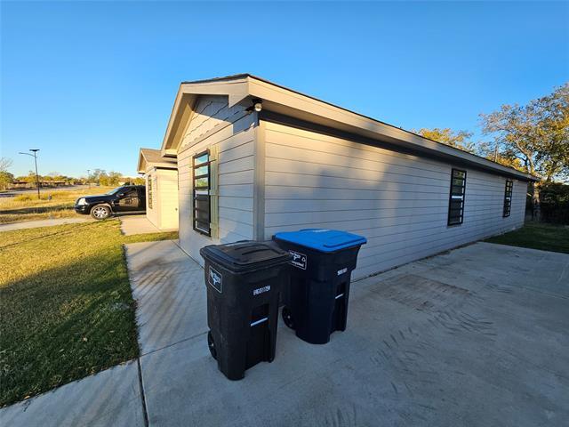 Building Photo - 5113 Avenue G