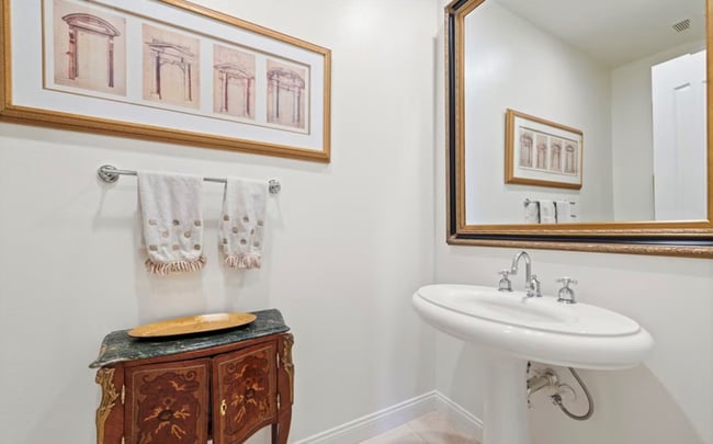 Building Photo - 21 Via Palladio