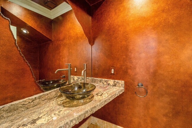 Building Photo - 1743 Randons Point Dr