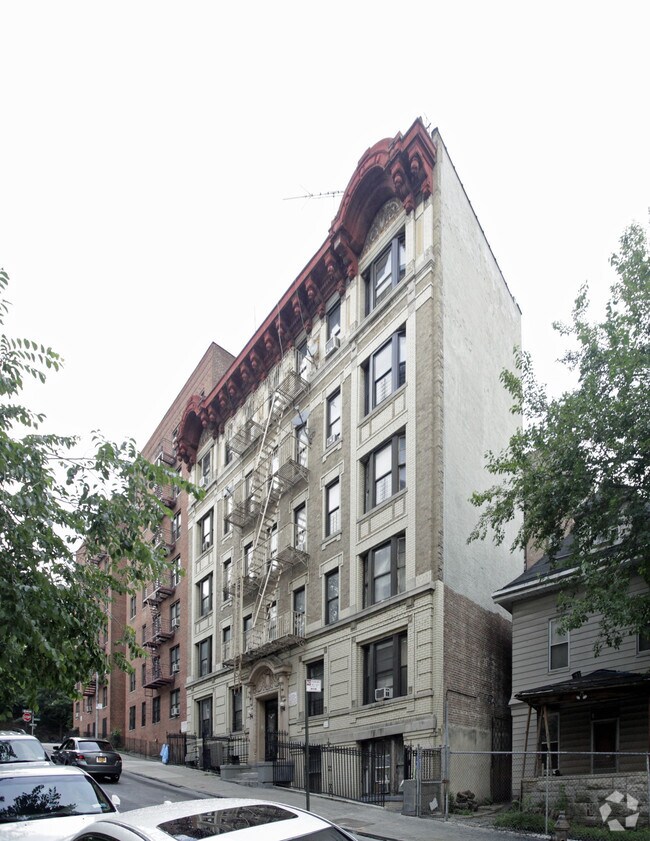 Building Photo - 375 E 199th St