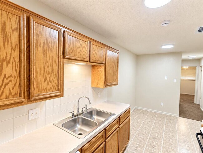 Building Photo - 105 Northern Dove Ln