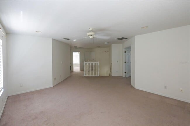Building Photo - 16801 Sunrise Vista Dr