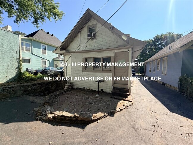 Building Photo - 4328 Terrace St