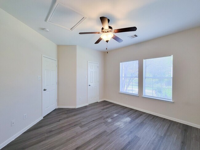 Building Photo - 21818 Grassy Hill Ln