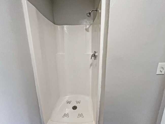 Building Photo - 27915 Washington St