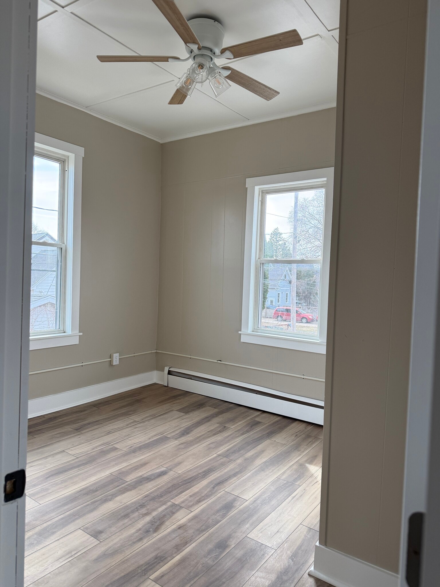 Building Photo - 264 Fond du Lac Ave