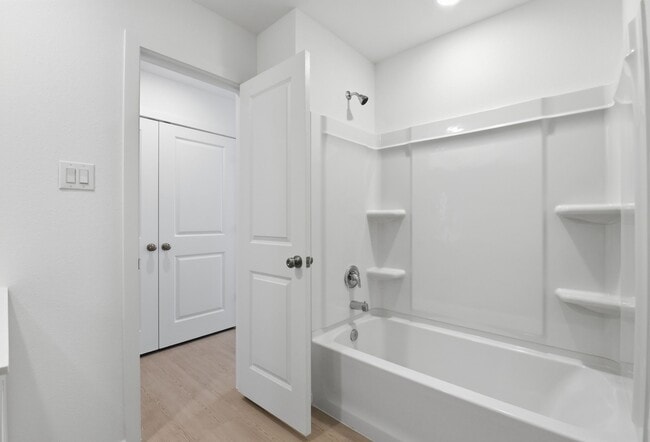 Building Photo - 6418 Geyser Starish Dr