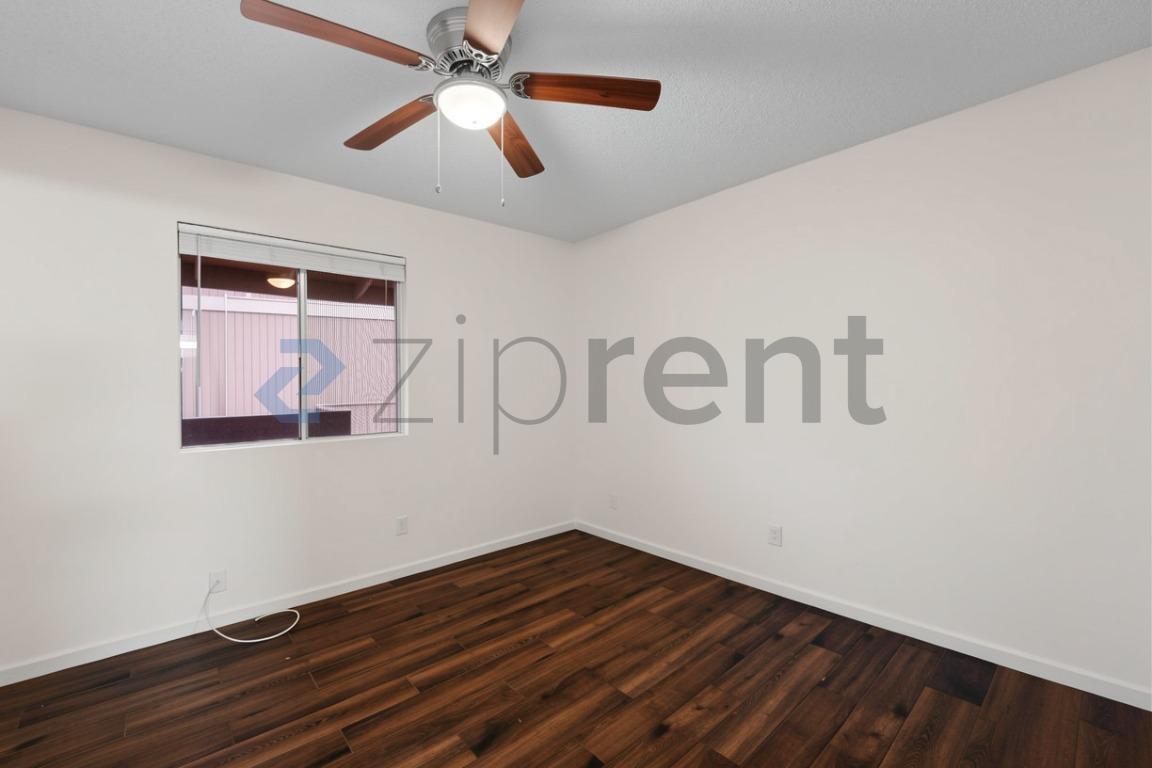 Building Photo - Unit 310
