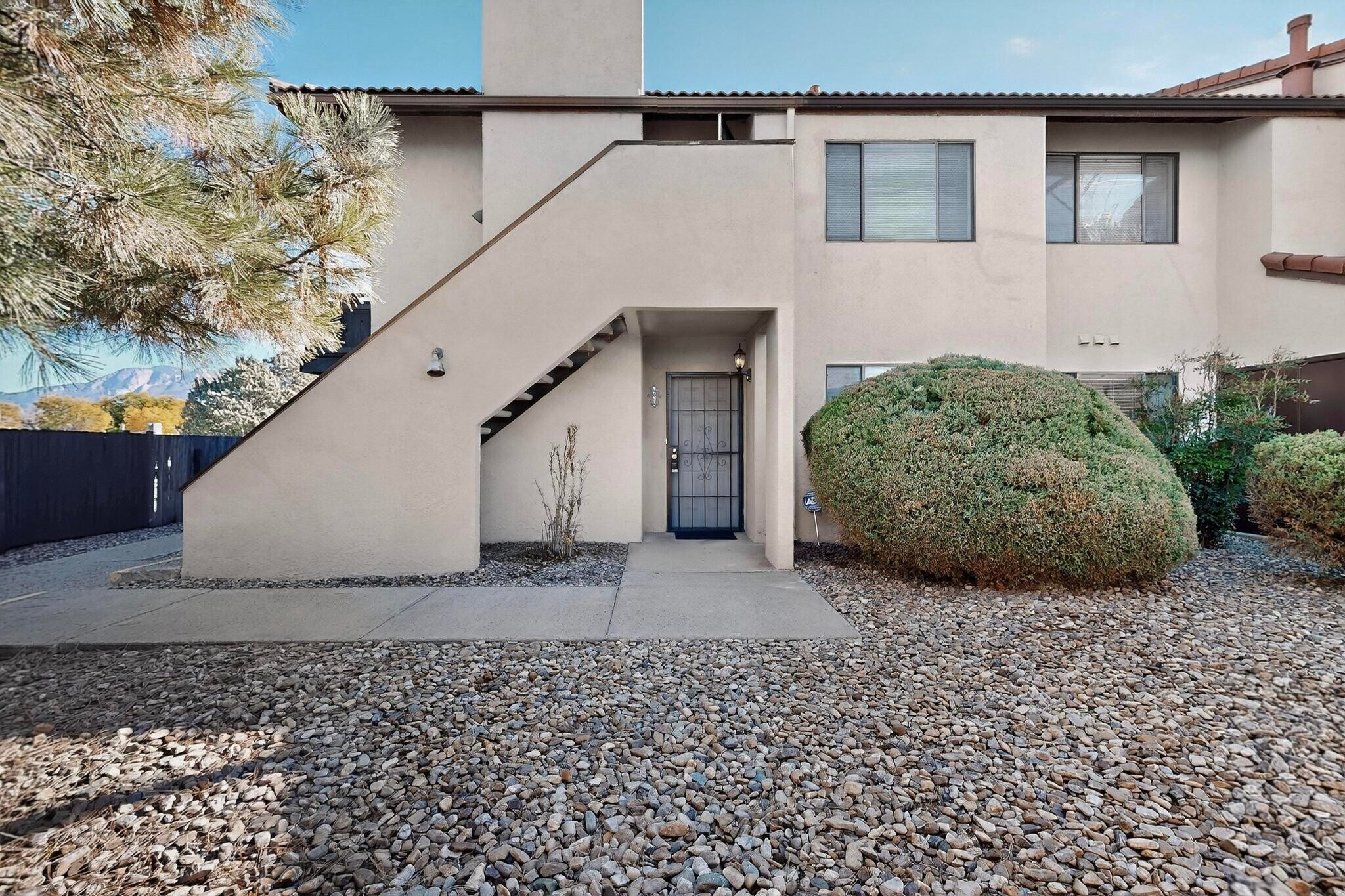Building Photo - 6093 McKinney Dr NE