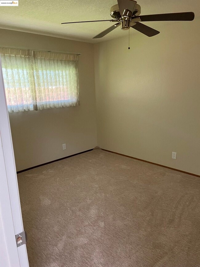 Building Photo - 941 Kittery Way