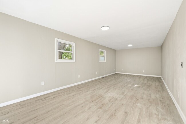 Building Photo - 2908 S Walcott St