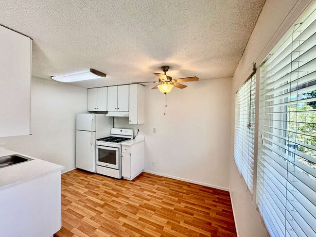 Building Photo - 1002 Ignacio Blvd