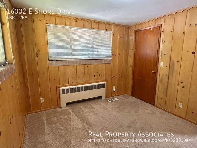 Building Photo - 16002 E Shore Dr