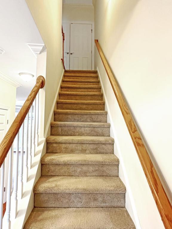 Building Photo - 56 Nandina Dr