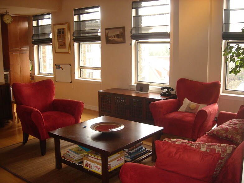 Sunshine - 1621 T St NW