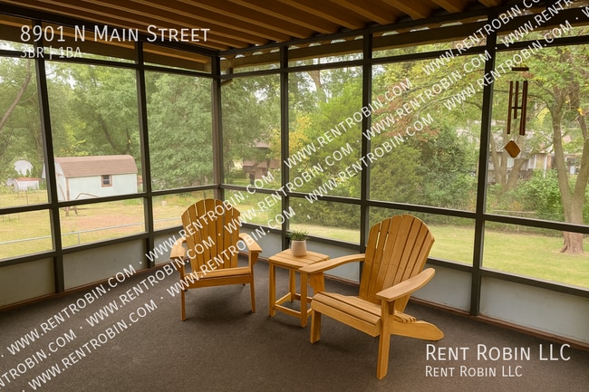 Building Photo - 8901 N Main St