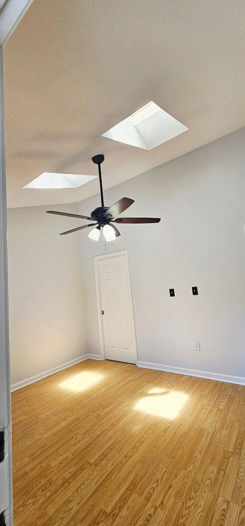 Building Photo - Ocean Pines II - Stunning Coastal Townhome – Just 4 Blocks from the Ocean in Surfside Beach!