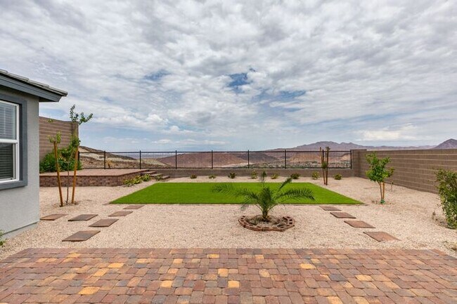 Building Photo - Fully Furnished 3 Bedroom Henderson Home with Full Vegas Strip and Lake Las Vegas Views