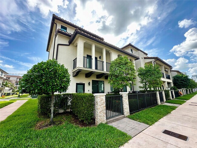Building Photo - 4702 NW 83rd Path