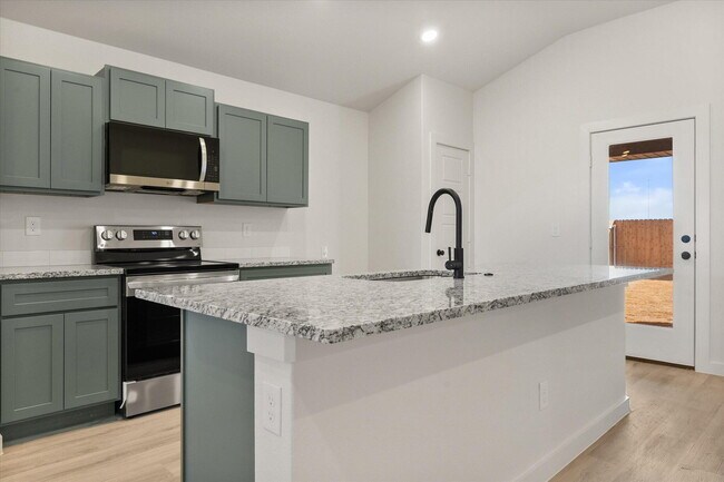 Building Photo - 2609 Garland Ave