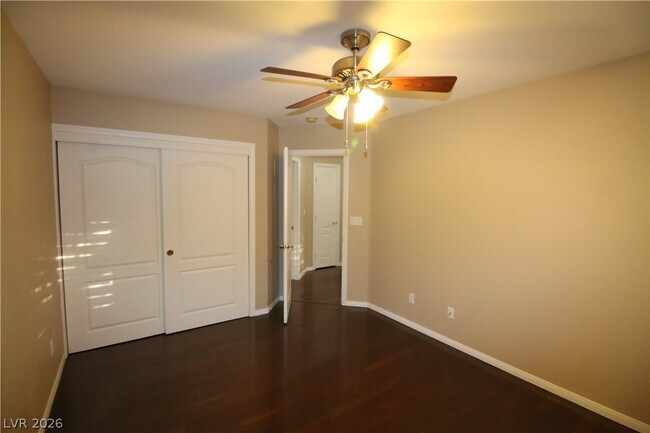 Building Photo - 1520 Vía Cassia