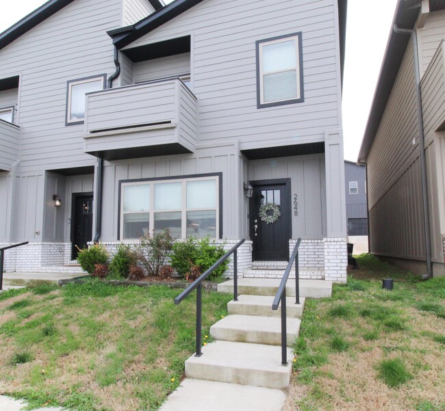 Building Photo - 2648 N Ward Dr