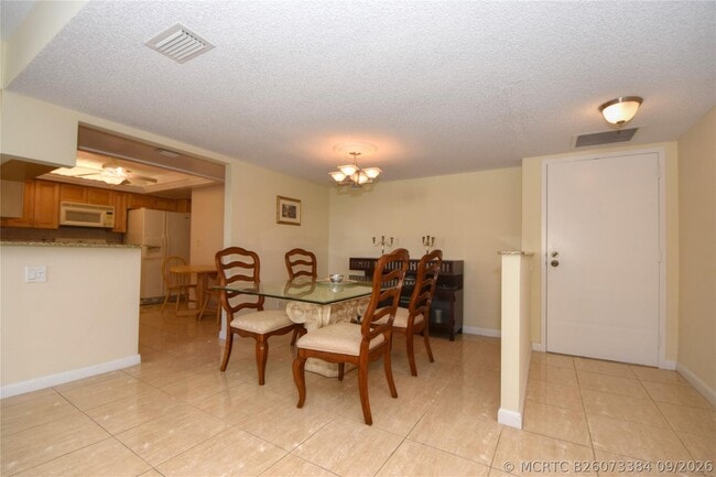 Building Photo - 5100 N Ocean Blvd