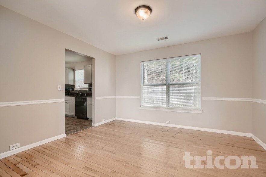 Building Photo - 3368 Hunting Creek Pass