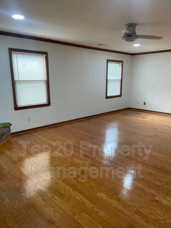 Building Photo - 1340 Blanchfield Dr