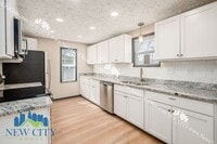 Building Photo - Large Remodeled 2 Bedroom Single-Family Ho...